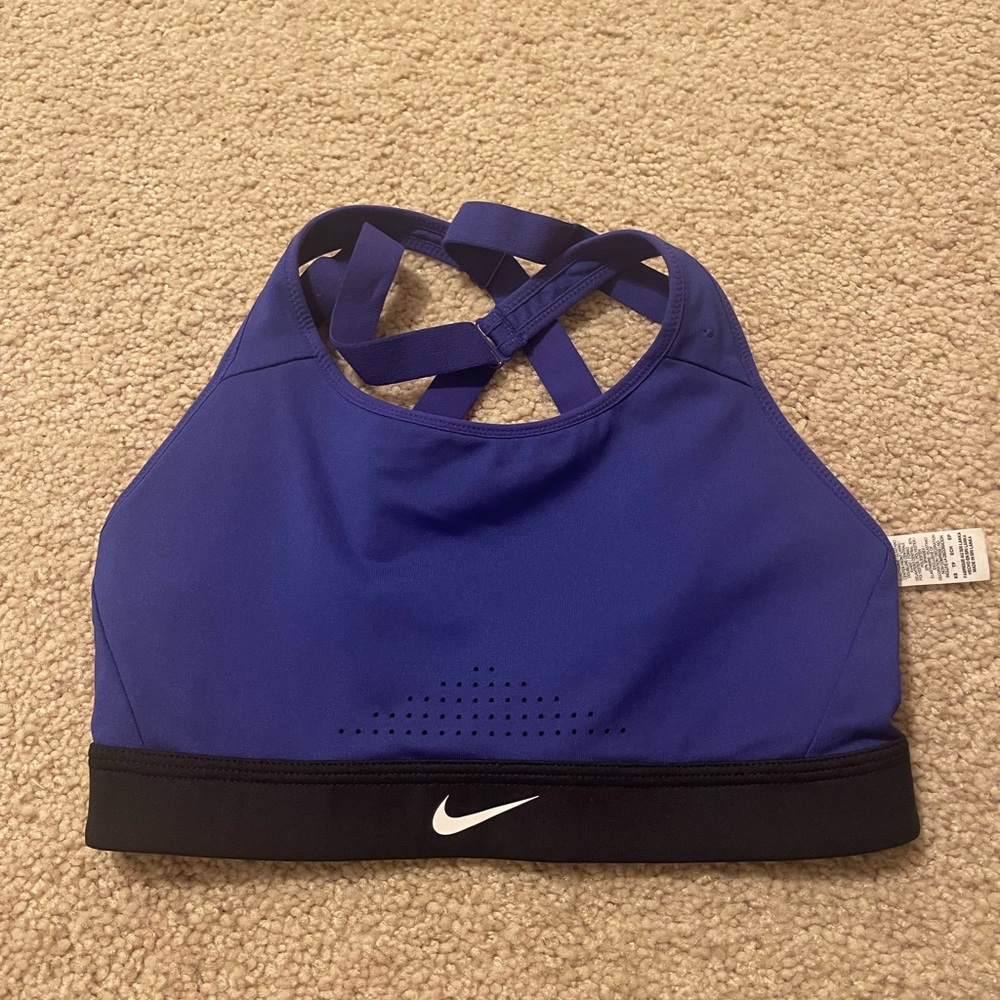 New Nike sports bra